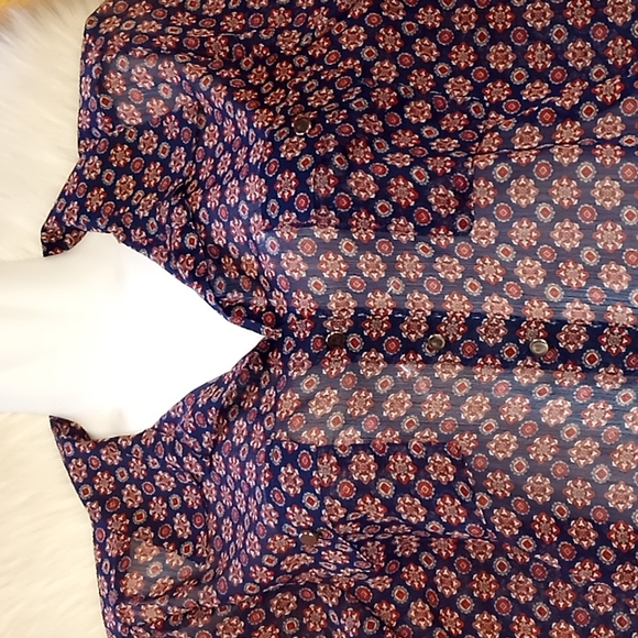 Dress Barn Sheer Printed Roll Tab Sleeve Blouse - Picture 9 of 11